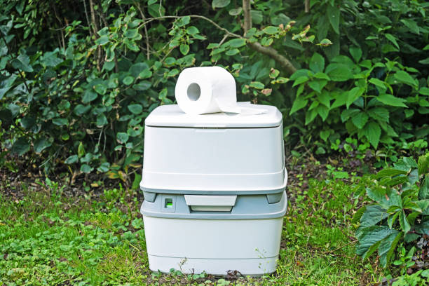 Best Portable restroom trailer rental  in Louisiana, MO