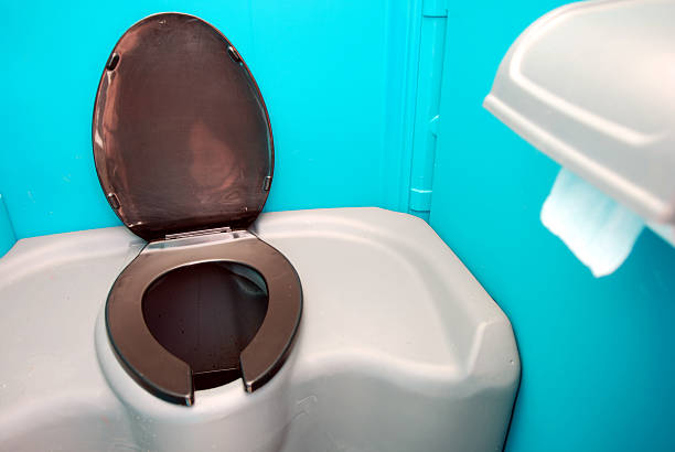 Best High-end porta potty rental  in Louisiana, MO