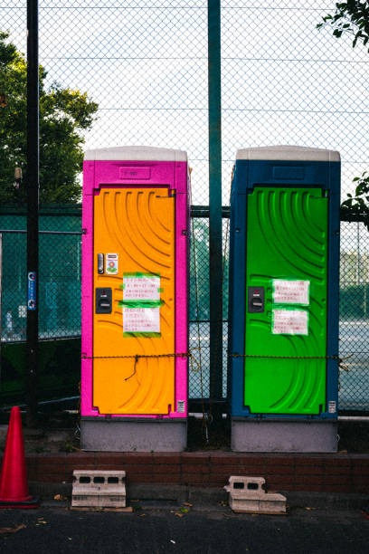 Porta potty rental for outdoor events in Louisiana, MO